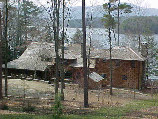 Building photograph for 186 TWIN LAKES ROAD
